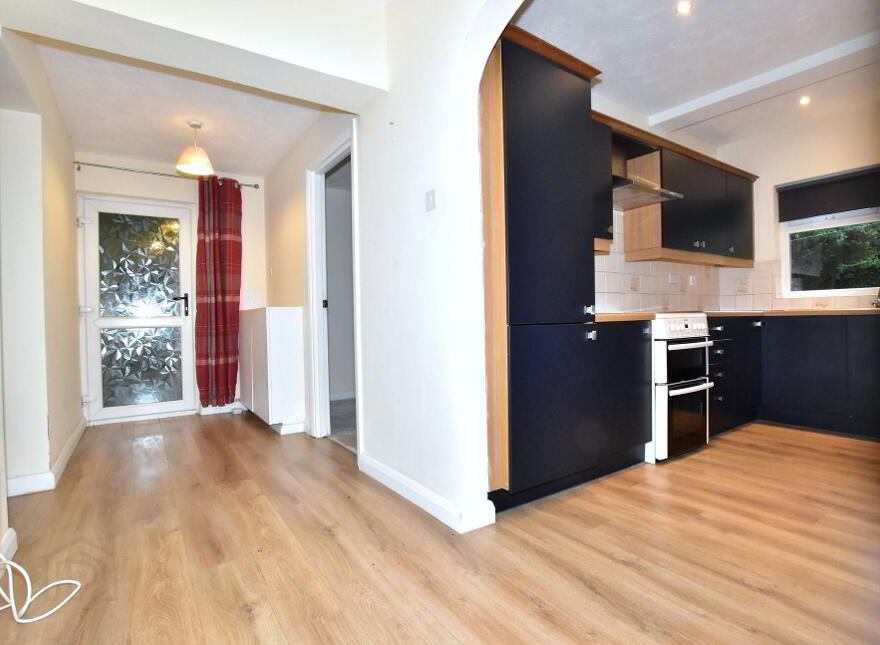 80 Portaferry Road, Newtownards, BT23 8SN