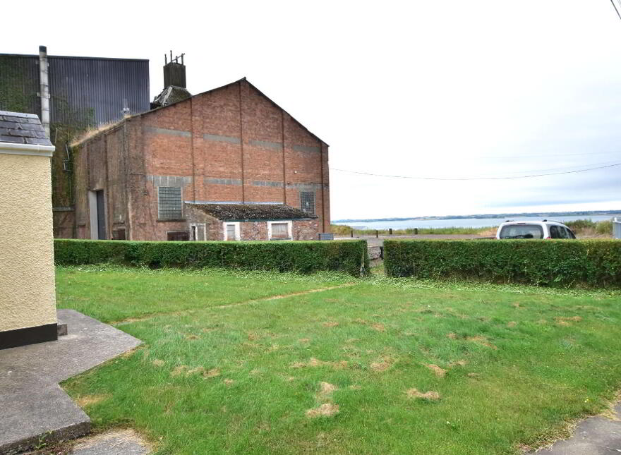 80 Portaferry Road, Newtownards, BT23 8SN