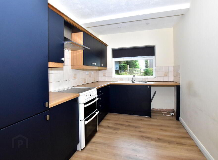80 Portaferry Road, Newtownards, BT23 8SN