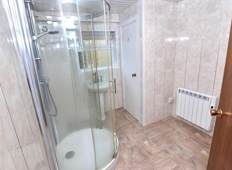 80 Portaferry Road, Newtownards, BT23 8SN