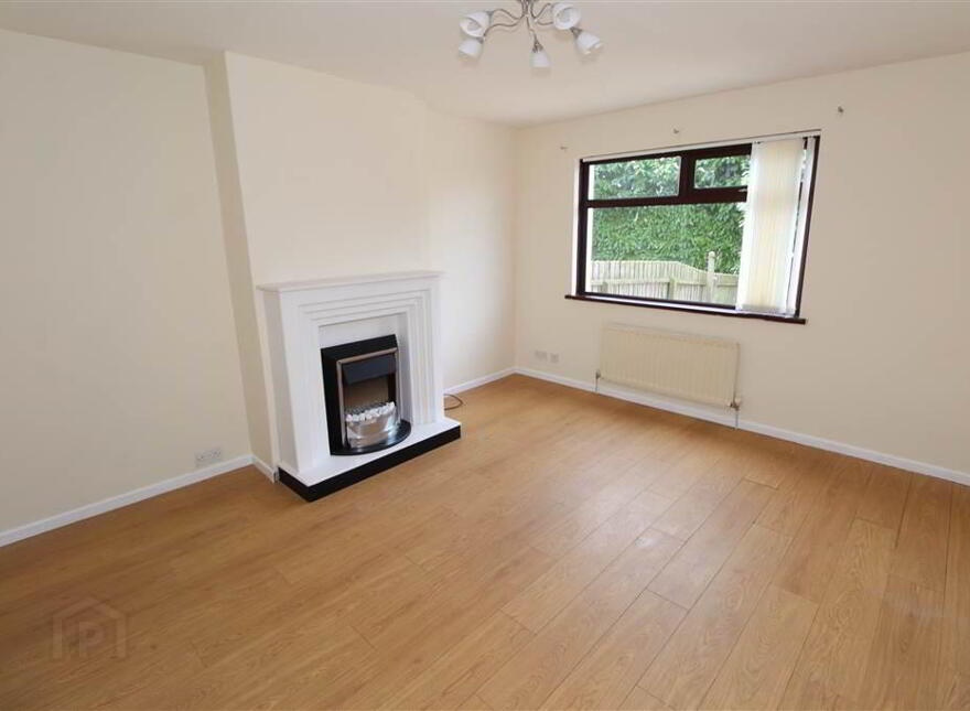 44 Castlecoole Park, Belfast, BT8 7BG