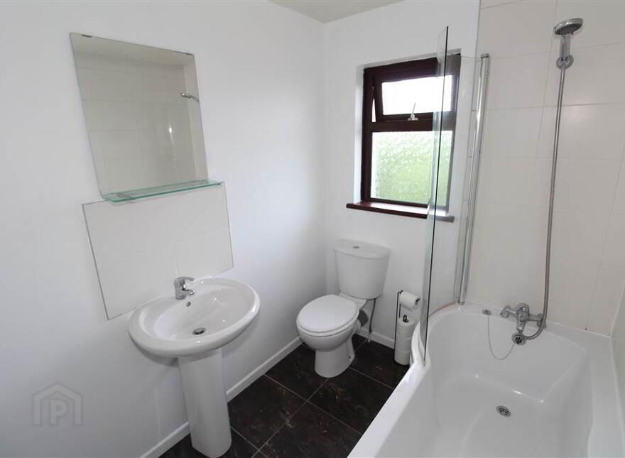 44 Castlecoole Park, Belfast, BT8 7BG