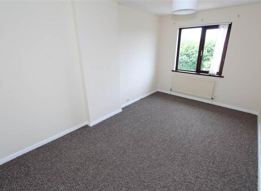 44 Castlecoole Park, Belfast, BT8 7BG
