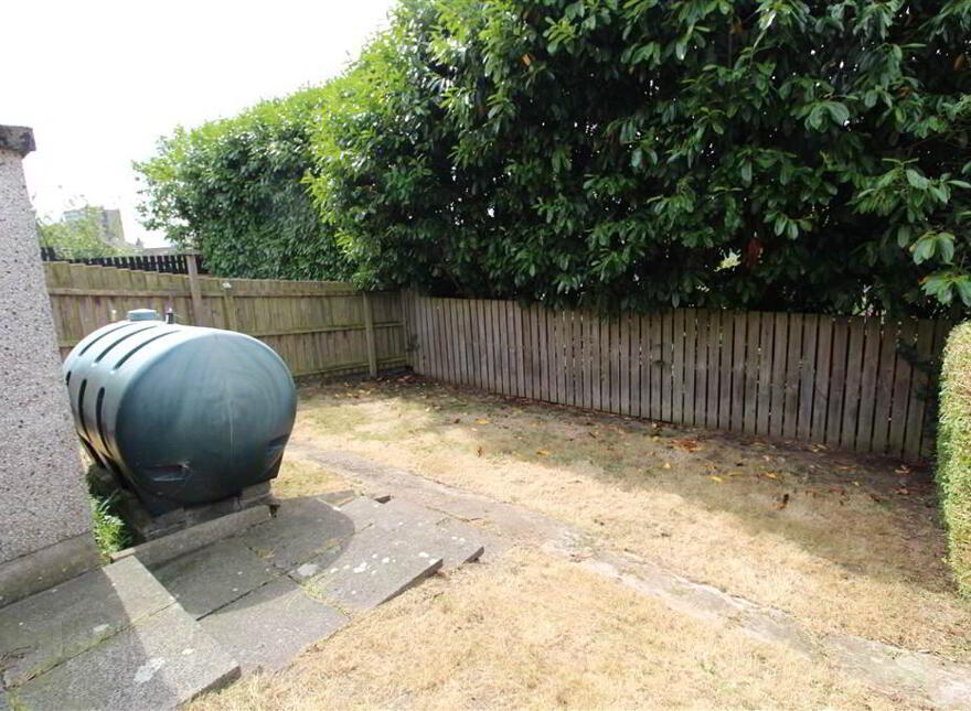 44 Castlecoole Park, Belfast, BT8 7BG