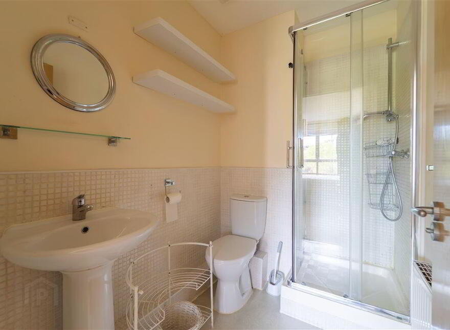 159 Temple Court, Santry, Dublin, D09KN84