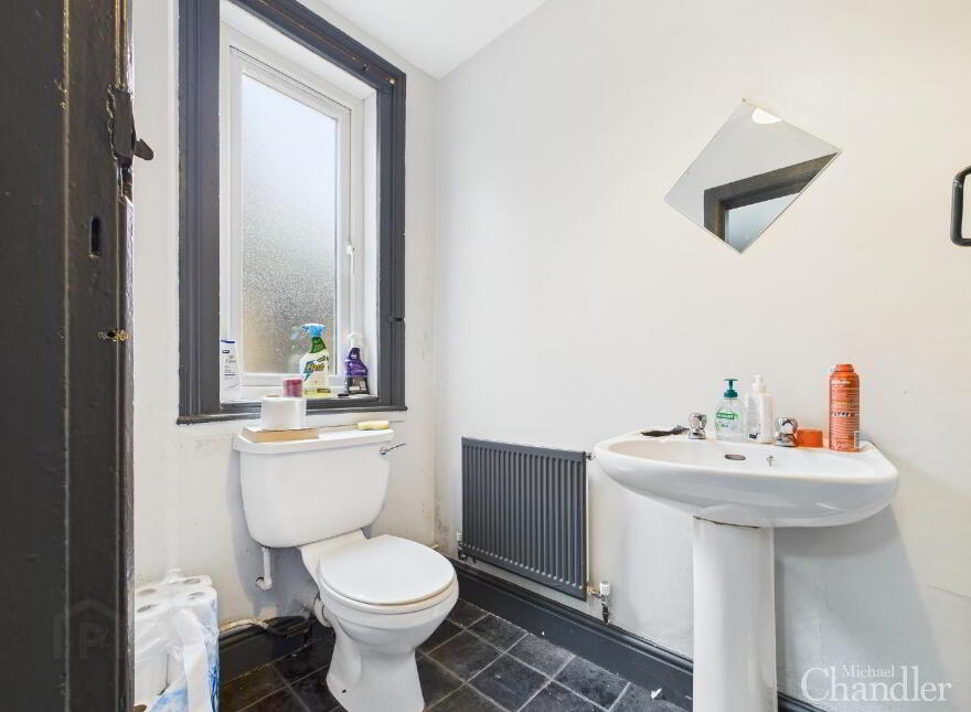 19 Haypark Avenue, Belfast, BT7 3FD