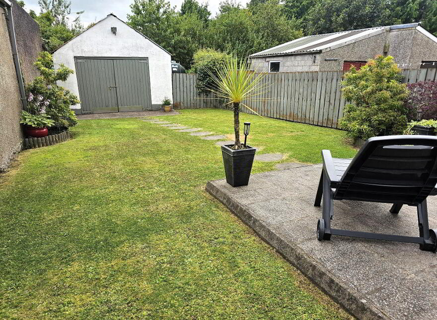 8 Cloghcor Road, Lisbellaw, BT94 5BD