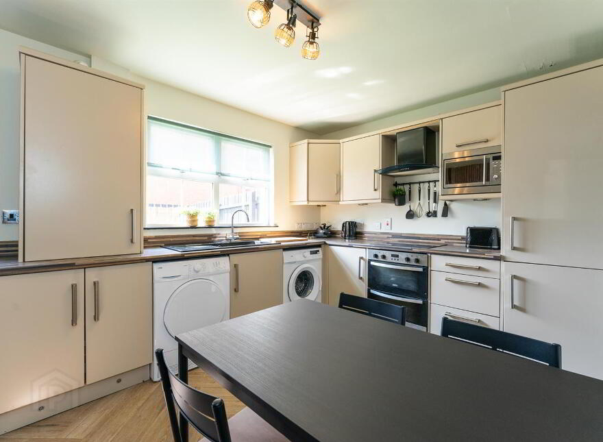2 Lawnbrook Square, Belfast, BT13 2AG
