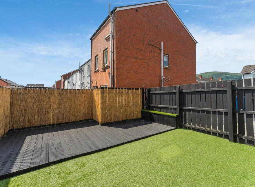 2 Lawnbrook Square, Belfast, BT13 2AG