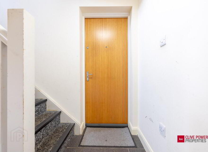 5b Heath Lodge Square, Belfast, BT13 3WG