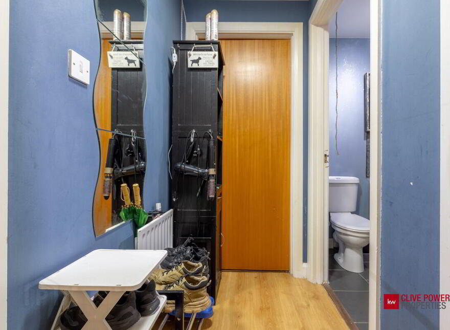 5b Heath Lodge Square, Belfast, BT13 3WG