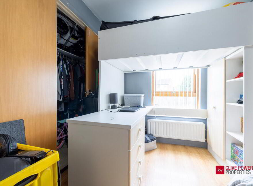 5b Heath Lodge Square, Belfast, BT13 3WG