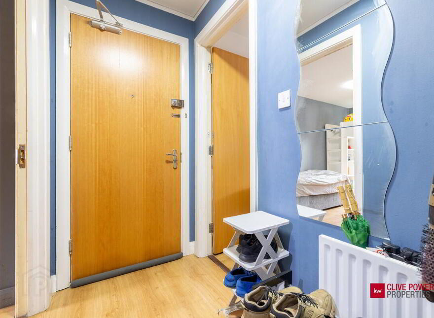 5b Heath Lodge Square, Belfast, BT13 3WG