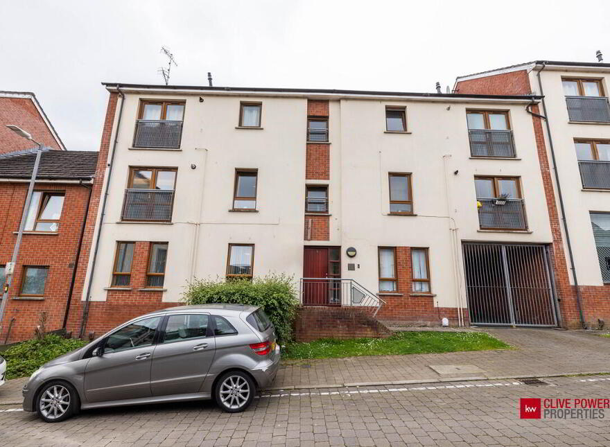 5b Heath Lodge Square, Belfast, BT13 3WG
