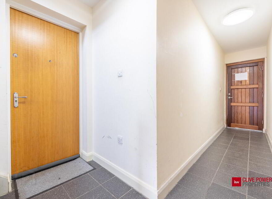 5b Heath Lodge Square, Belfast, BT13 3WG