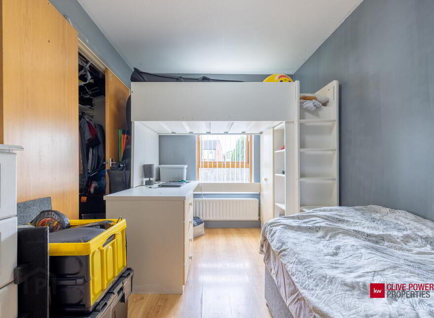 5b Heath Lodge Square, Belfast, BT13 3WG