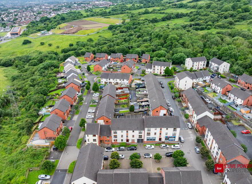 5b Heath Lodge Square, Belfast, BT13 3WG