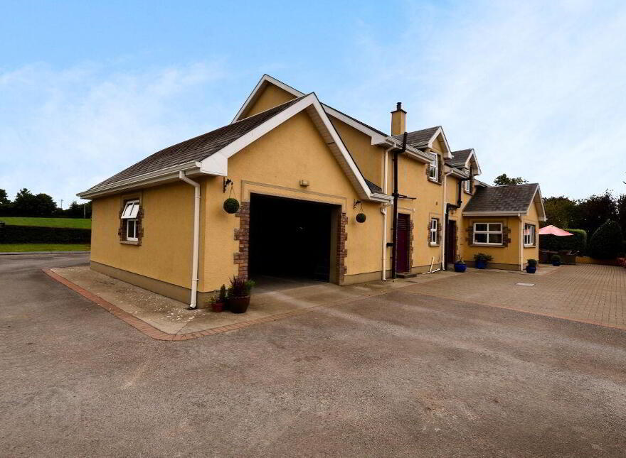 Creaghduff Stables, Coosan, Athlone, N37K3E3