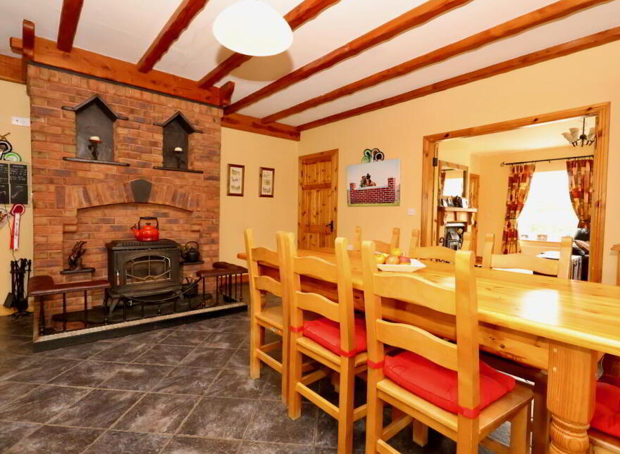 Creaghduff Stables, Coosan, Athlone, N37K3E3