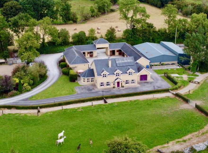 Creaghduff Stables, Coosan, Athlone, N37K3E3