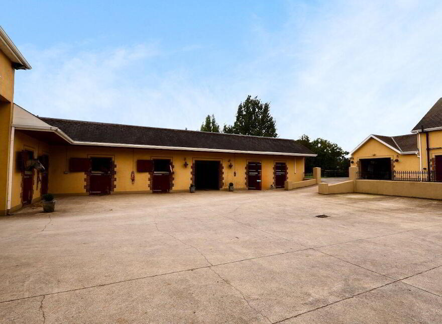 Creaghduff Stables, Coosan, Athlone, N37K3E3