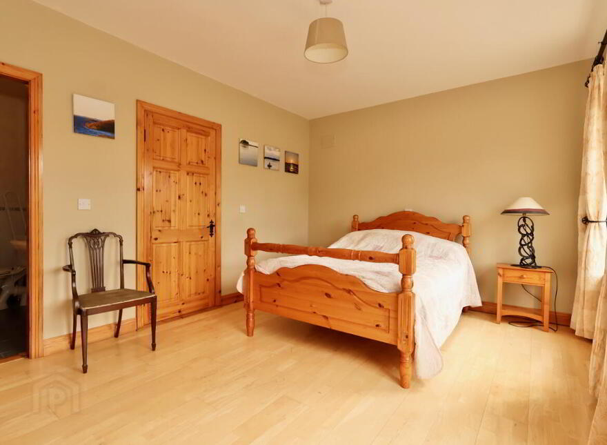 Creaghduff Stables, Coosan, Athlone, N37K3E3