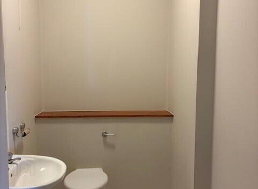 Top Floor Office Suite, 59 South Main Street, Youghal