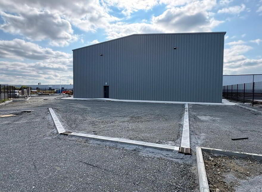 Prime Industrial Unit, Dundalk Business Park, Dundalk