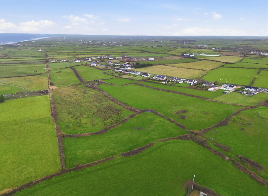Carrowhubbuck, Enniscrone
