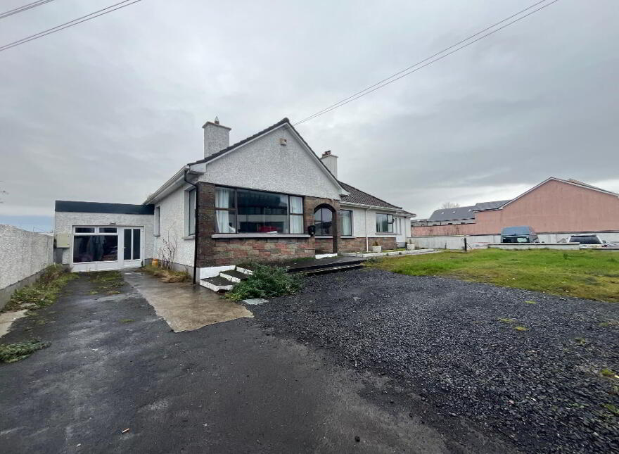 Lord Edward Street, Ballina, F26P9CA photo