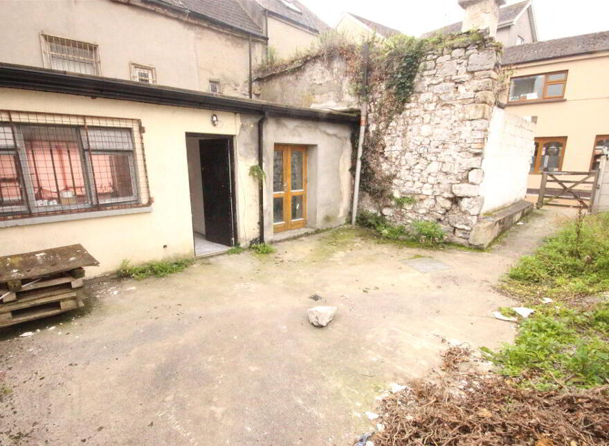 2 Sarsfield Street, Nenagh, E45YW31