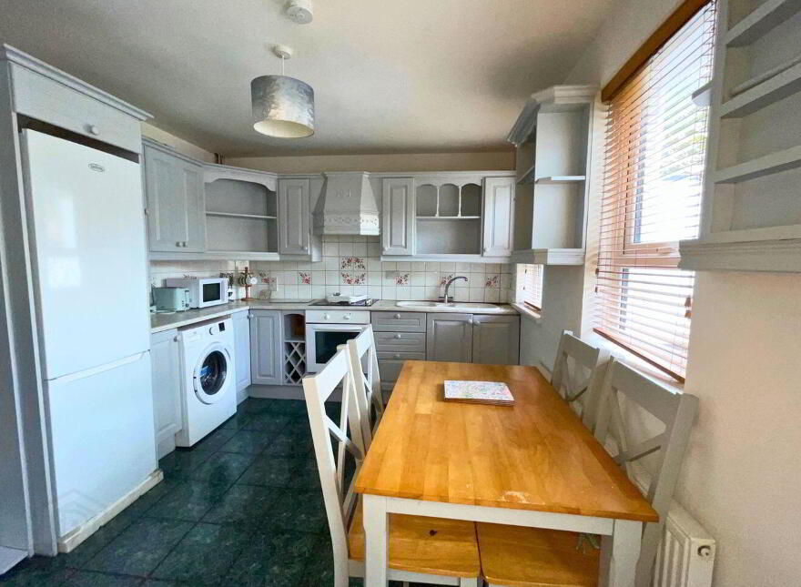 10 Manor Court, Cork Road, Waterford, X91D29N