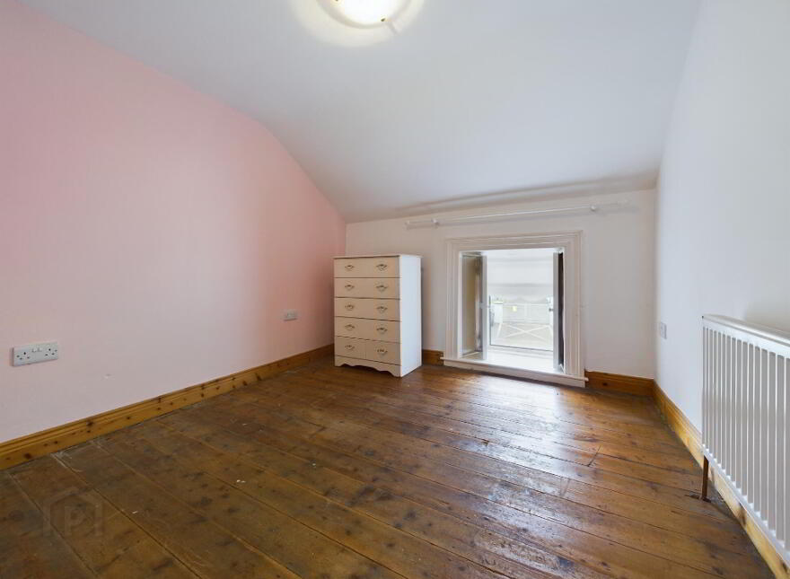 Stapleton's Bar, Semi Detached Home & Commercial Plot, Main Street, Slieverue, X91EK88