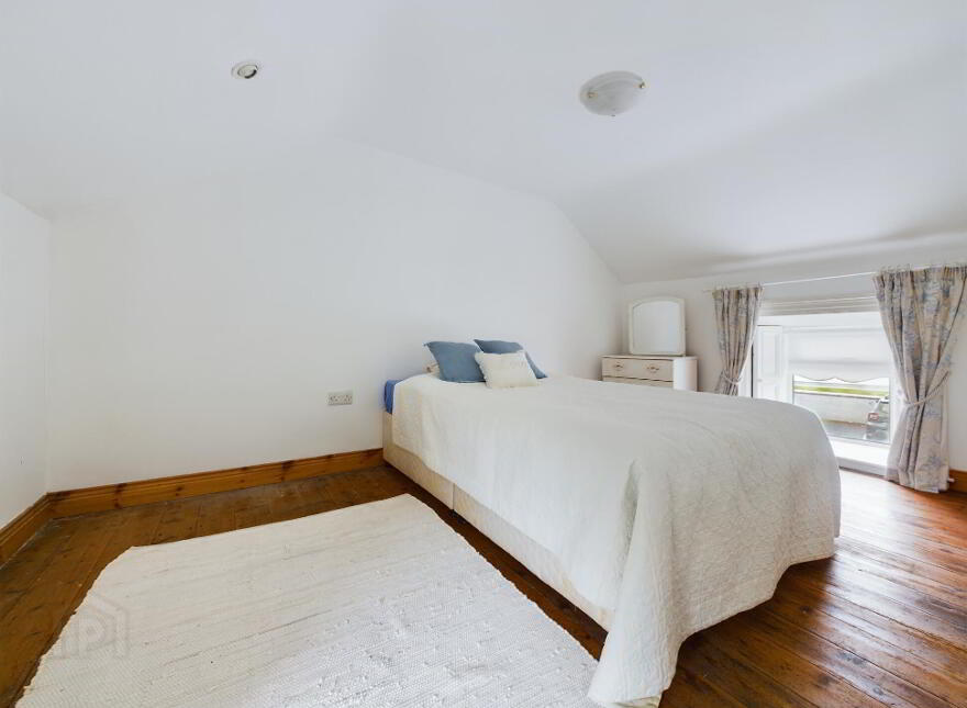 Stapleton's Bar, Semi Detached Home & Commercial Plot, Main Street, Slieverue, X91EK88