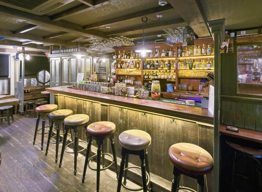 57 The Kazbar & Davy Mac's, John Street, 7 John's Avenue, Waterford City, X91F974