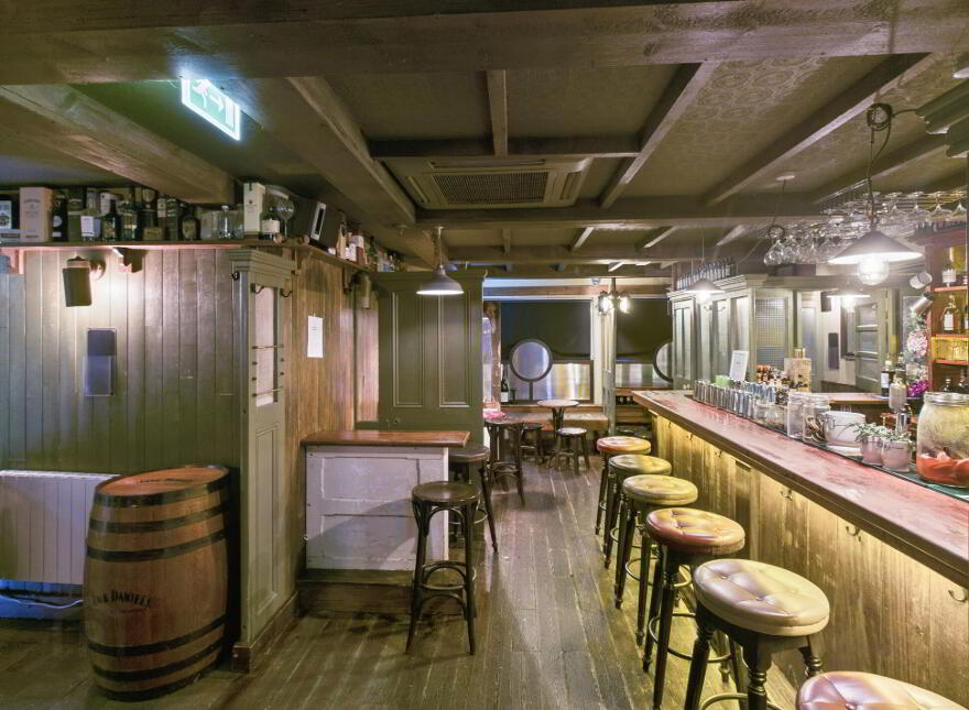 57 The Kazbar & Davy Mac's, John Street, 7 John's Avenue, Waterford City, X91F974
