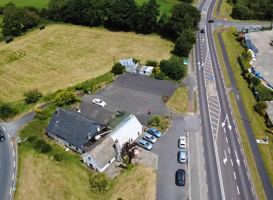 Renowned Licenced Premises, & Attached House, Carroll's Cross, Kilmeadan, X42F650