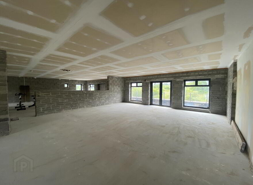 First Floor Unit, Tesco Shopping Centre, Castlepollard photo