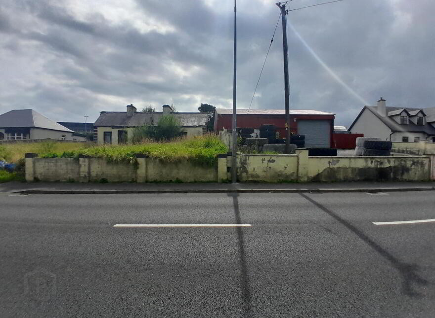 Ballina Road, Swinford, F12T289