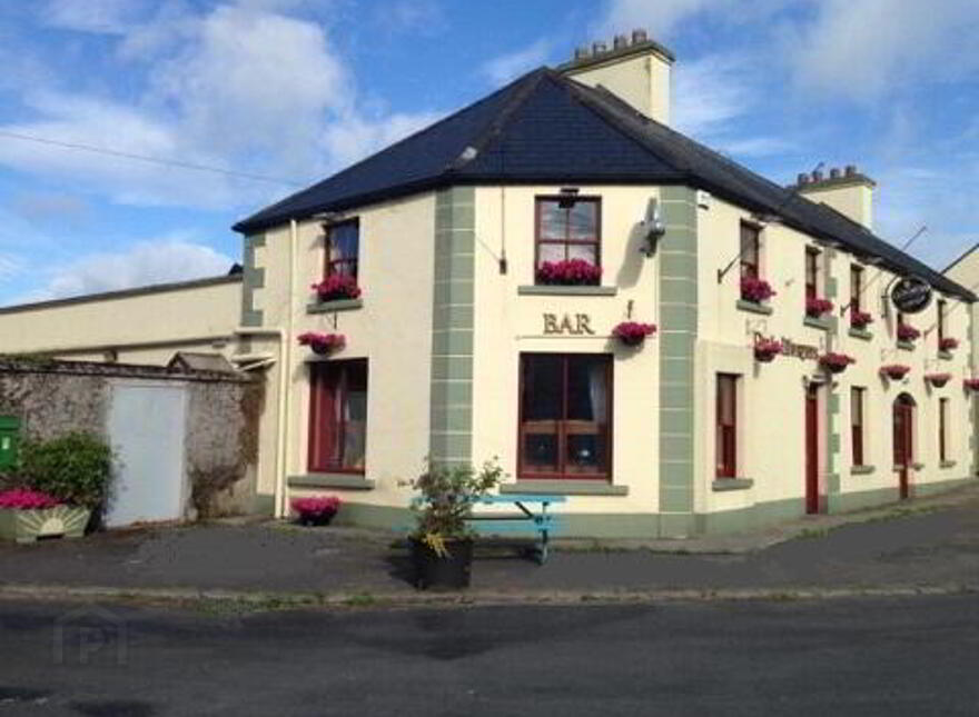 Delia Murphy's Pub & Restaurant, Roundfort, Hollymount, F12Y956