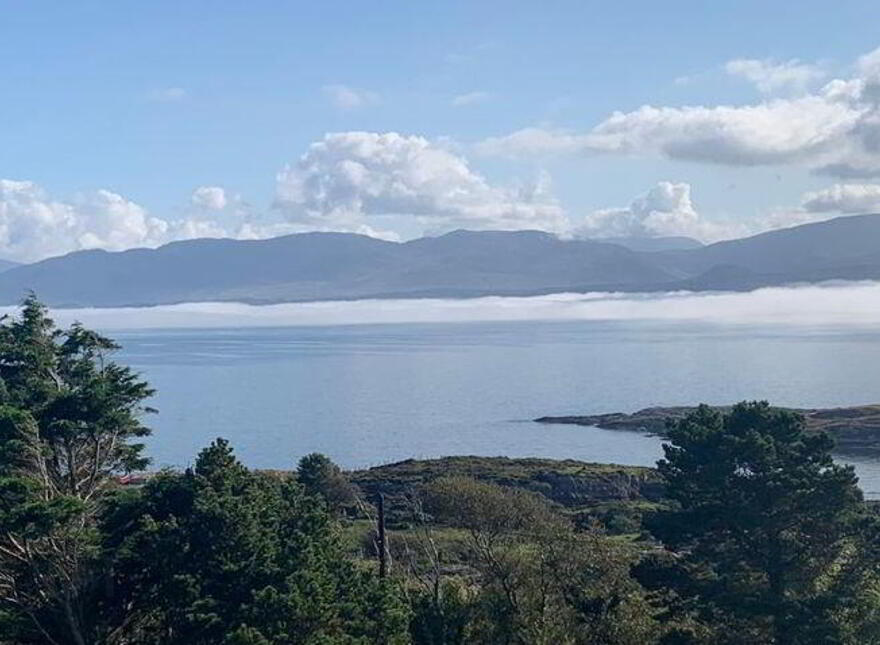 Castlecove, Castlecove, V93E6V9