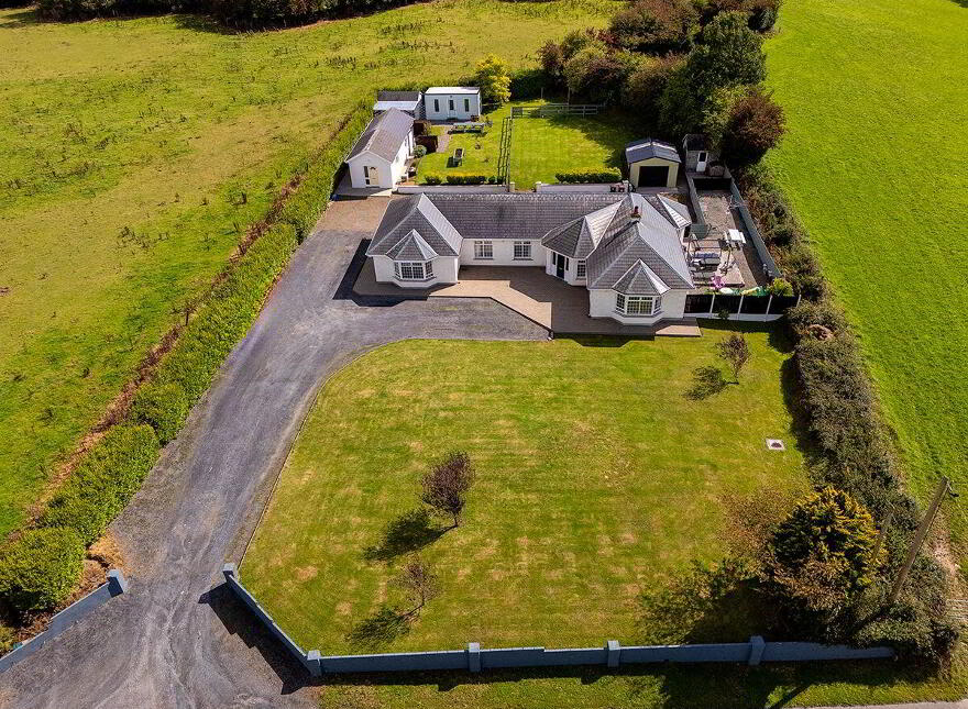 Jadem House, Ballinaparka, Aglish, Cappoquin, P51T2W2