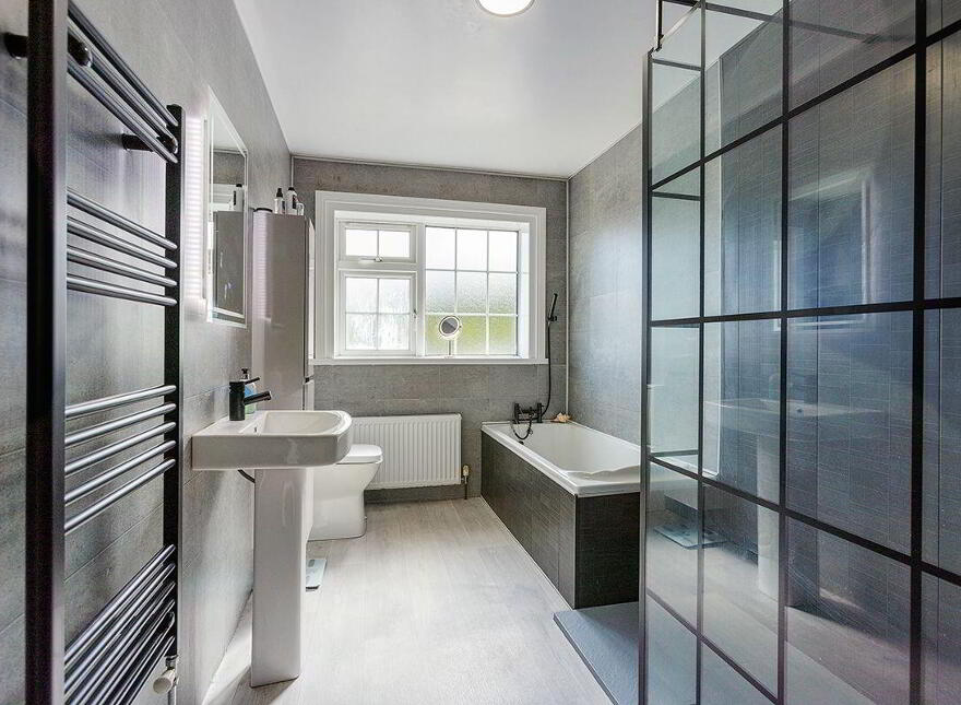 Jadem House, Ballinaparka, Aglish, Cappoquin, P51T2W2