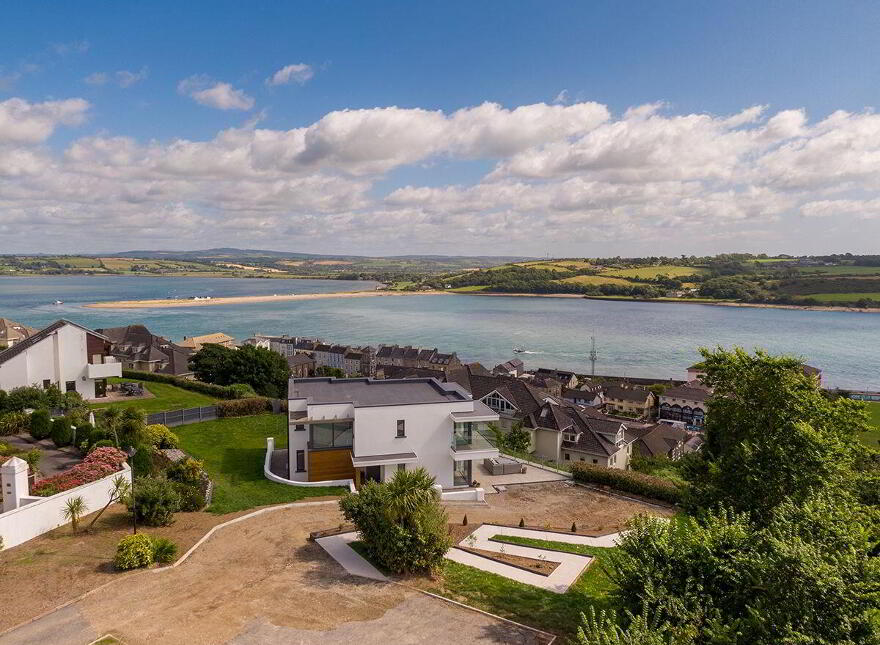 92 Carleton Village, Golf Links Road, Youghal, P36KW30