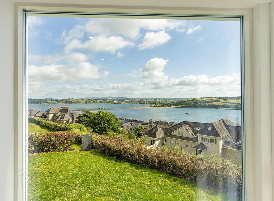 92 Carleton Village, Golf Links Road, Youghal, P36KW30