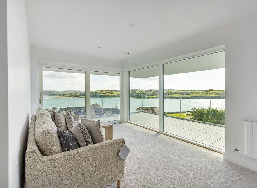 92 Carleton Village, Golf Links Road, Youghal, P36KW30