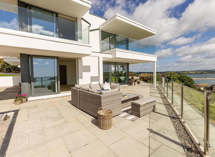 92 Carleton Village, Golf Links Road, Youghal, P36KW30