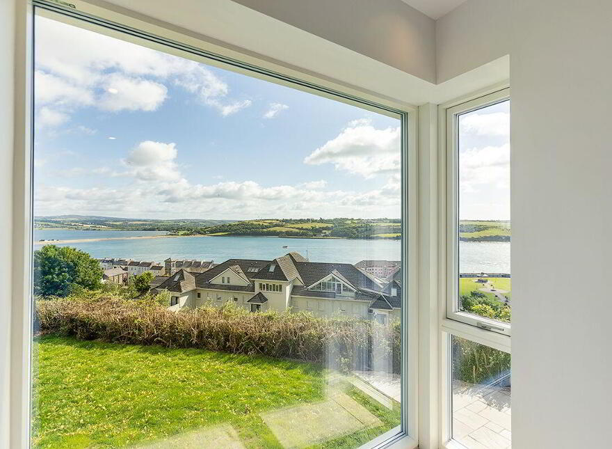 92 Carleton Village, Golf Links Road, Youghal, P36KW30