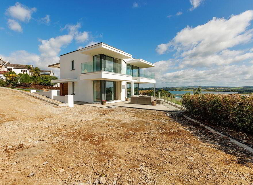 92 Carleton Village, Golf Links Road, Youghal, P36KW30