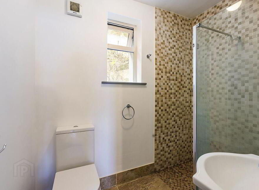 Carraig Aenain, Cliff Road, Ardmore, P36AX89